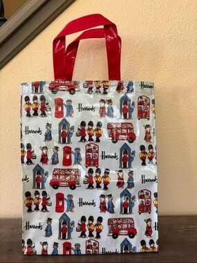 Harrods Red and Light Blue London Icon Tote